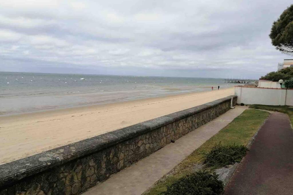Appart Sur La Plage Pied Dans L Eau Avec Terrasse Jardin Vue Sur Le Bassin Depuis La Terrasse , Parking Arcachon Zewnętrze zdjęcie
